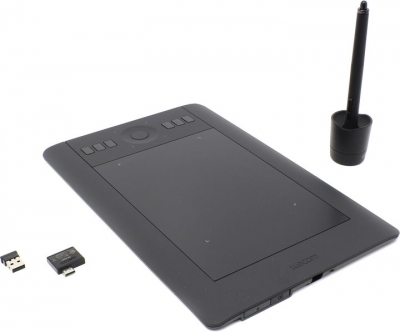  Wacom Intuos Pro Small (PTH-451)