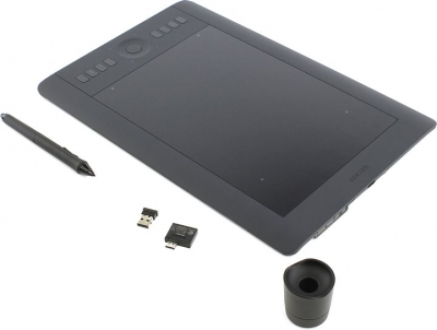 Wacom Intuos Pro Medium (PTH-651)