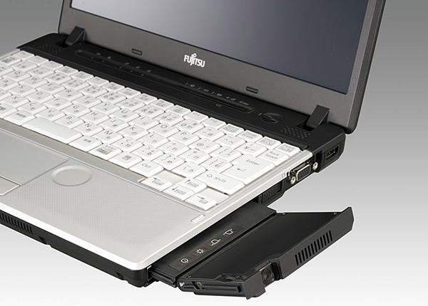 �������� Fujitsu LifeBook S761/C � P771/C